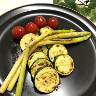 少しずつ余ってしまった野菜で一品★付け合わせにも★